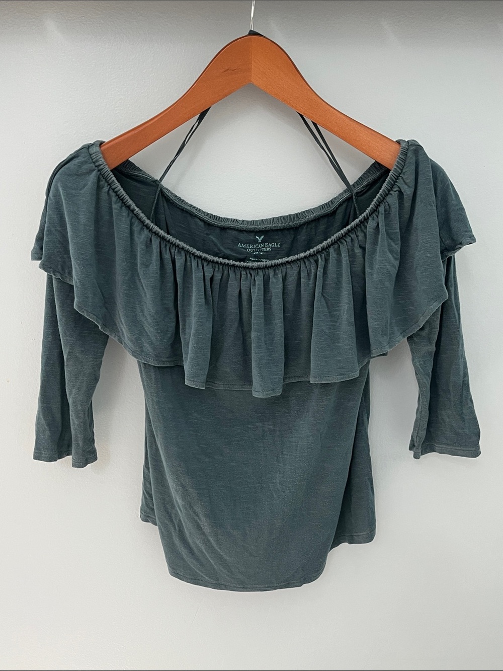 American Eagle Outfitters Off-Shoulder Ruffle Top in Slate Green